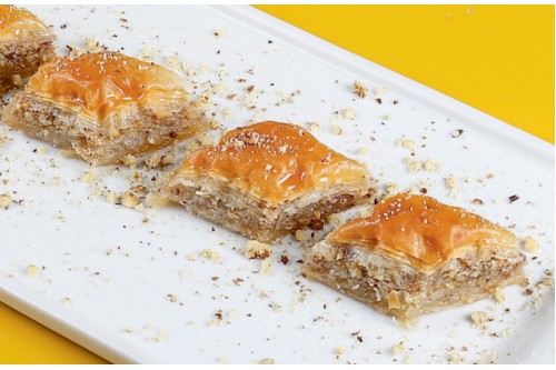 CEVİZLİ EV BAKLAVASI 